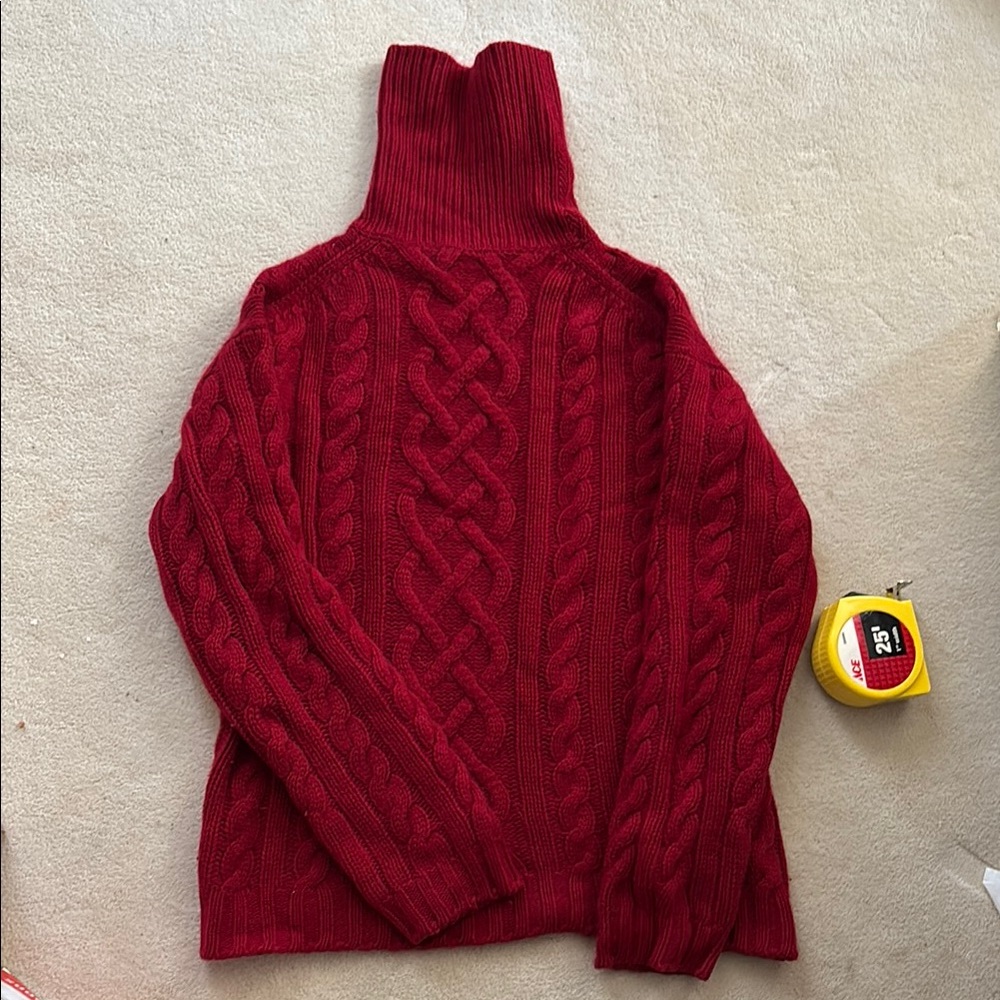 Women's thick cashmere Cable Knit Cranberry red Sweater. L fits like M. GUC.